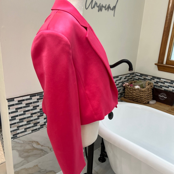 Alice + Olivia Pink Cropped Blazer Structured Suit Jacket - Picture 11 of 15